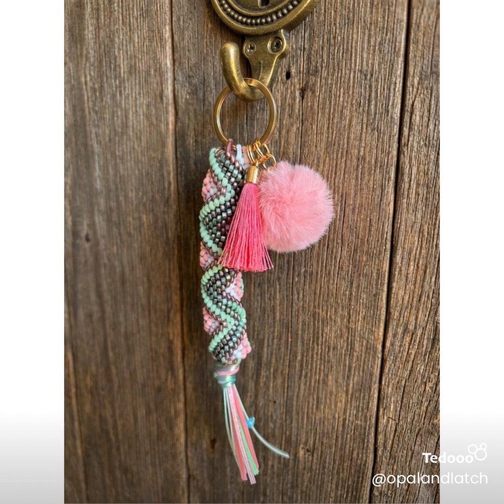 Mint Blush Zig Zag Keychain